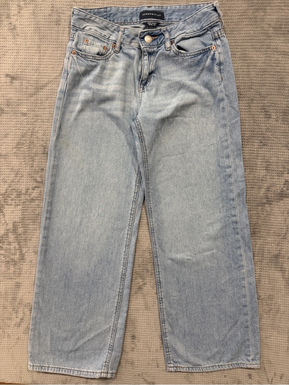 Aeropostale Women's Light Blue Straight Leg Jeans size 0 short
